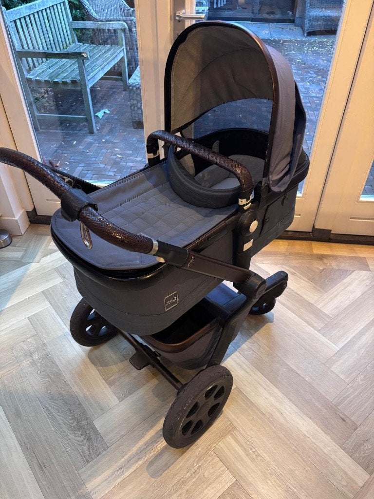 Kinderwagen (Joolz) + baby outset (buggy, campingbedje, etc), Gebruikt, Verstelbare duwstang, Ophalen, Kinderwagen
