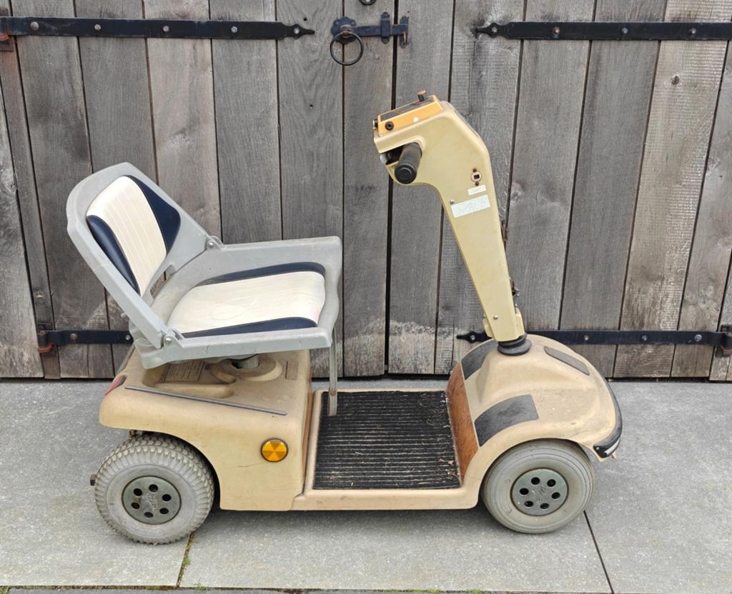 Kleine vintage compacte scootmobiel – leuk voor kinderen, Ophalen of Verzenden, Gebruikt, Overige merken