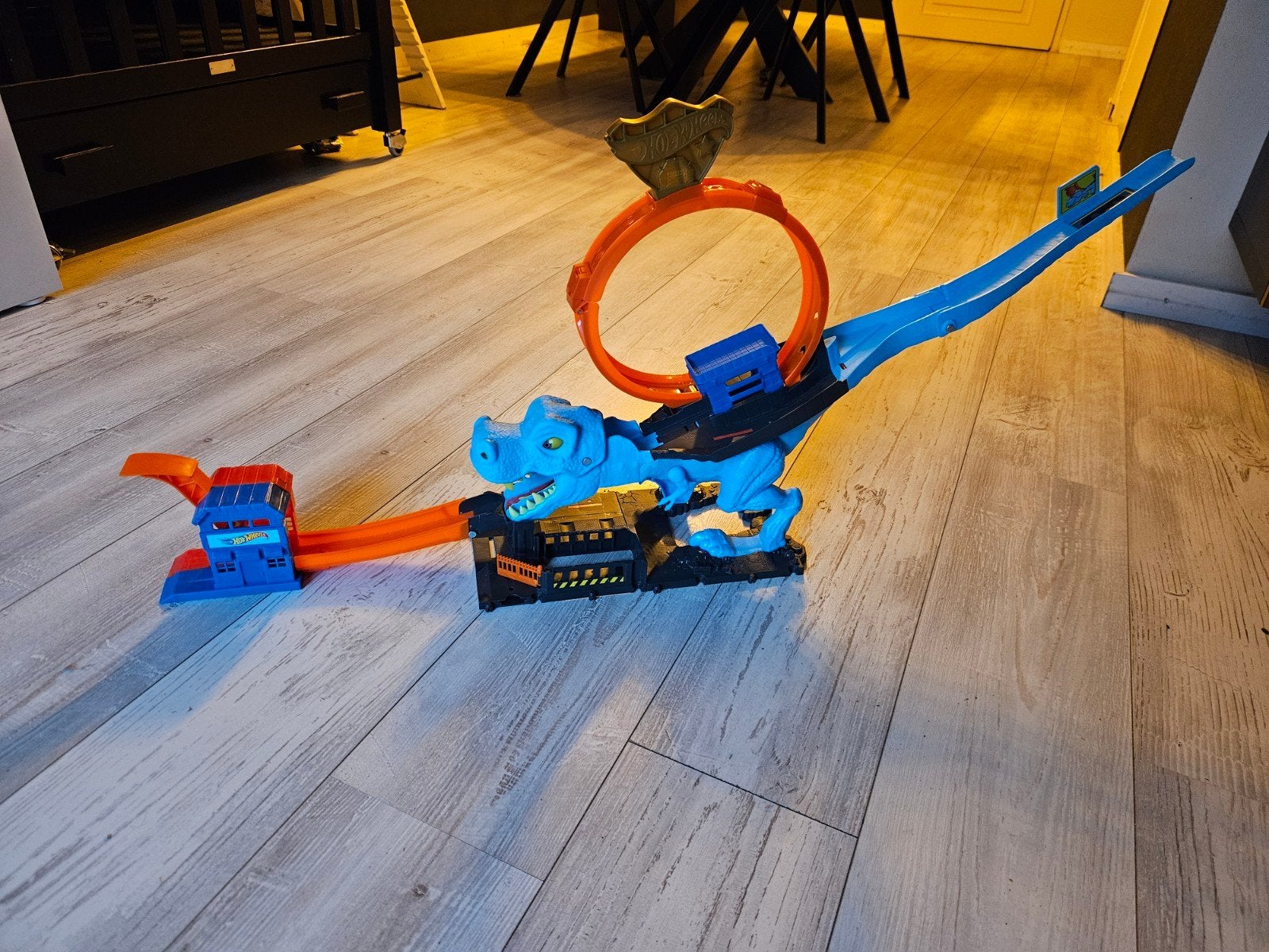 Hotwheels city t-rex baan, Ophalen of Verzenden, Zo goed als nieuw, Handmatig, Hot Wheels
