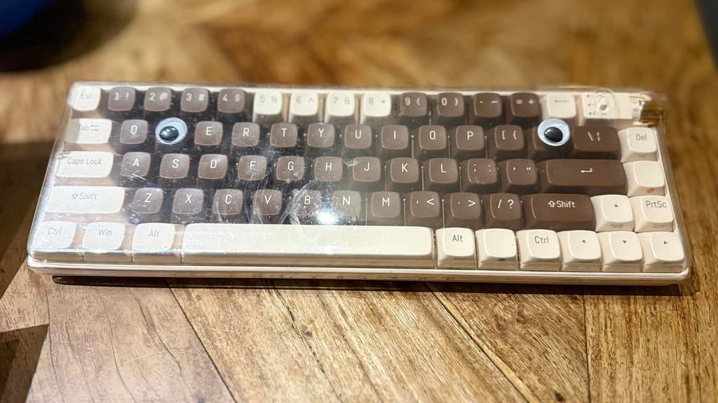 Royale axe r68 draadloze gaming toetsen bord, Computers en Software, Ophalen, Gebruikt, Gaming toetsenbord, Draadloos