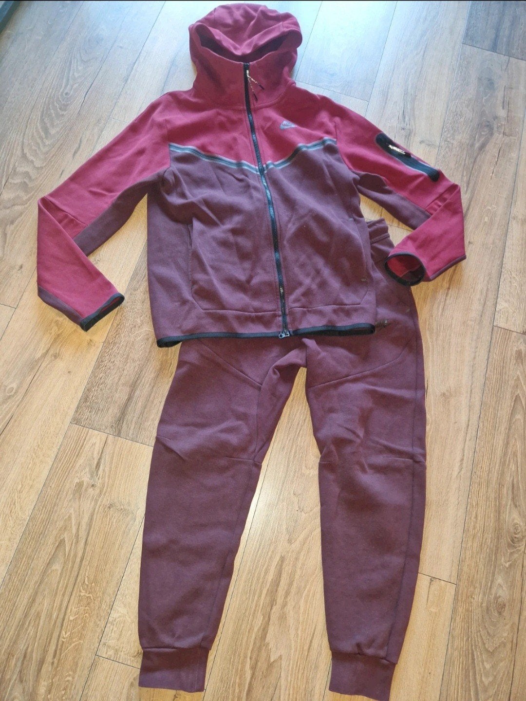 Nike Tech Pack Trainingspak Maat S - Bordeauxrood, Overige kleuren, Nike, Ophalen of Verzenden, Gedragen