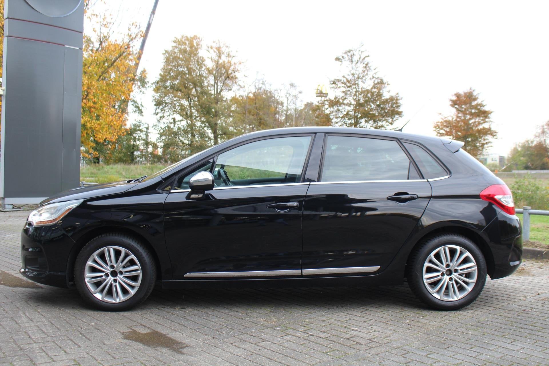 Citroën C4 1.6 HDi Ligne Business Airco, NIEUWE APK! FULL H, Voorwielaandrijving, Stof, Gebruikt, Zwart