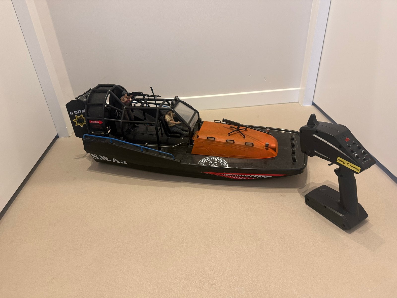 Grote zeer snelle RC propellorboot, Ophalen, Gebruikt