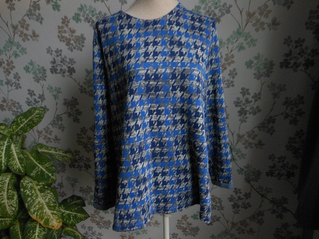 Trui van VIAIPI maat L, Ophalen of Verzenden, Zo goed als nieuw, Maat 42/44 (L), Blauw