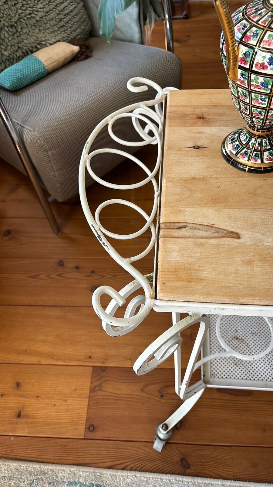 Bijzettafel op wieletjes, Huis en Inrichting, Tafels | Bijzettafels, Ophalen, Gebruikt, Metaal of Aluminium, 75 cm of meer