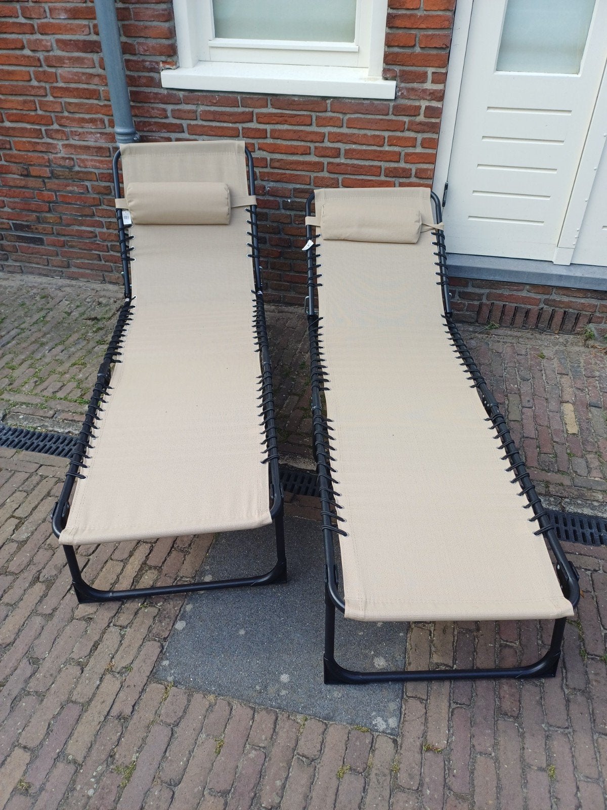 Gratis 2 ligstoelen, Ophalen, Gebruikt, Metaal, Verstelbaar