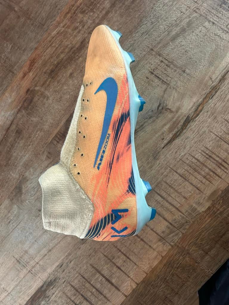 Nike Mbappé Voetbalschoenen - Oranje/Blauw maat 40, Ophalen of Verzenden, Zo goed als nieuw, Schoenen