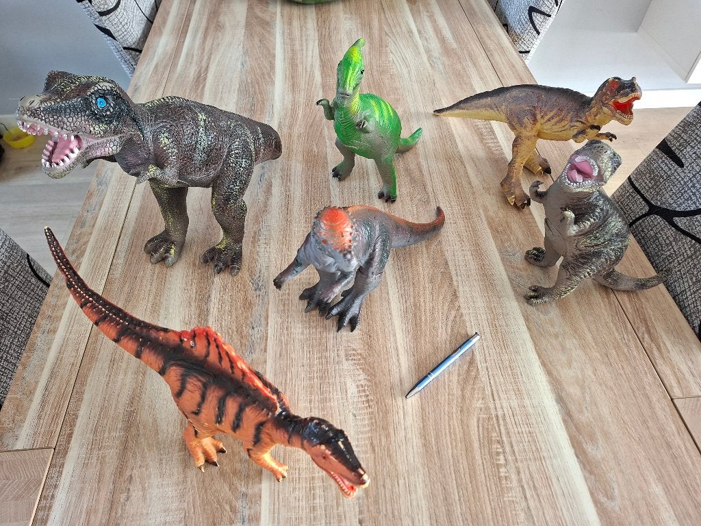 Speelgoed Dino's, Ophalen, Zo goed als nieuw