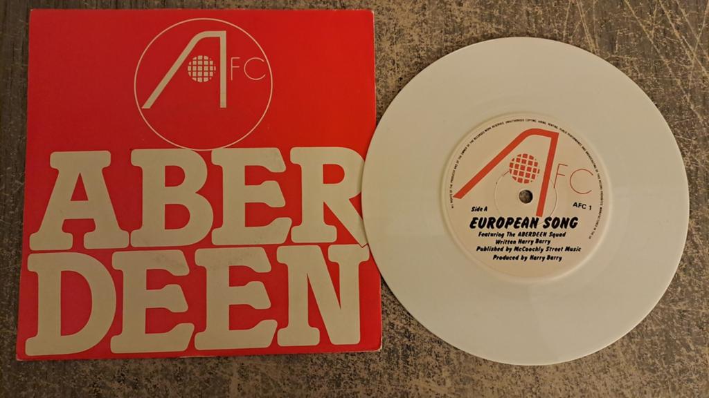 The Aberdeen squad  - european song, Fotohoes, Ophalen of Verzenden, Gebruikt, Overige genres