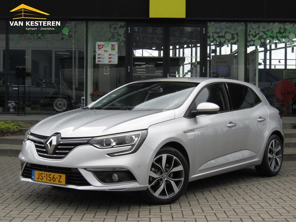 RENAULT Megane 1.2 TCe 130pk Bose / Trekhaak(afneembaar) / N, Gebruikt, 4 cilinders, 132 pk, Origineel Nederlands