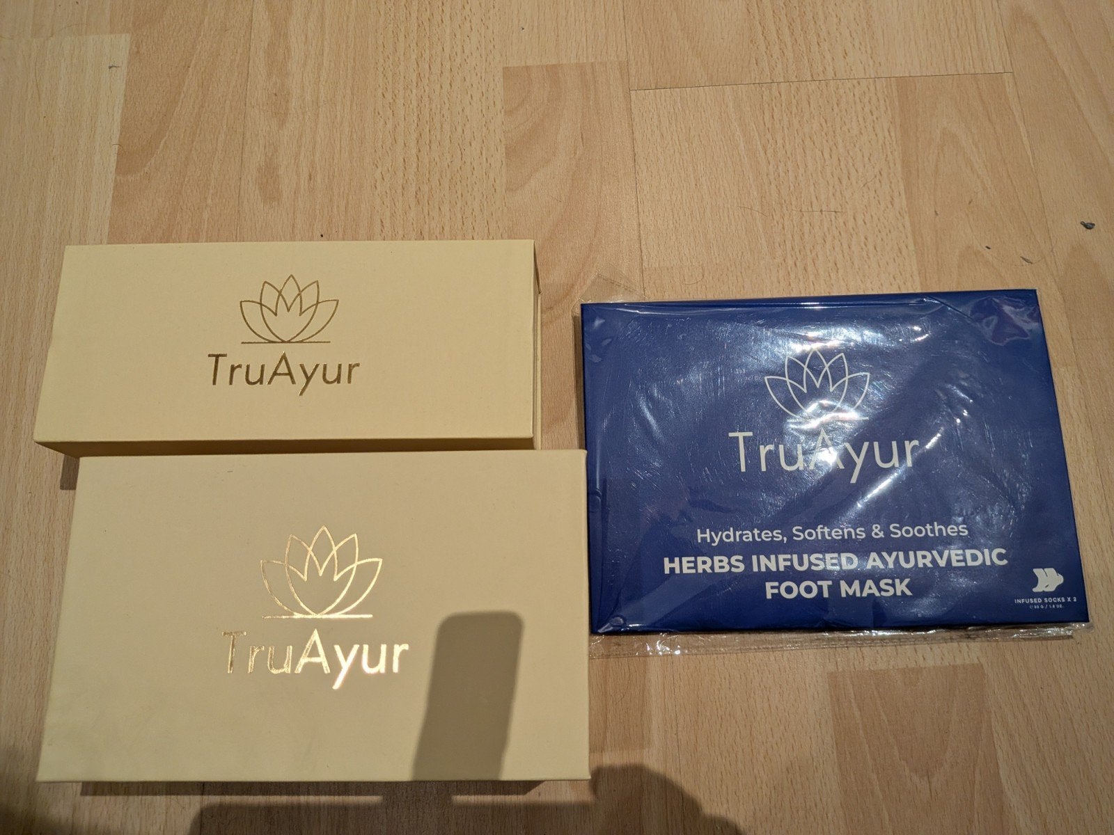 Nieuw: TruAyur Luminous Body Oil, Massage Tool & Voetmasker, Ophalen, Nieuw, Bodylotion, Crème of Olie