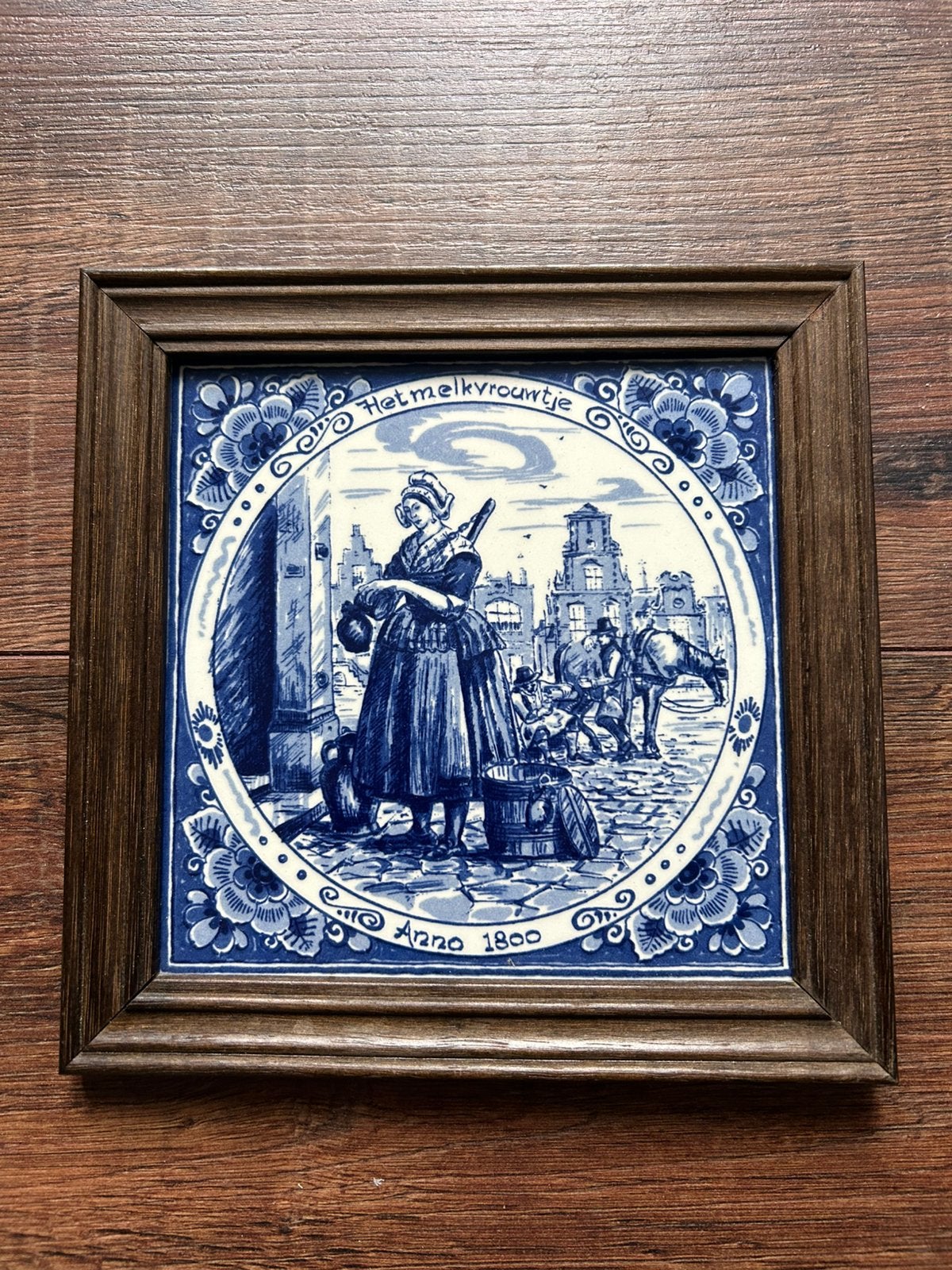 Delfts Blauw Tegel "Het Melkvrouwtje 1800 Handpainted Paauw, Ophalen of Verzenden