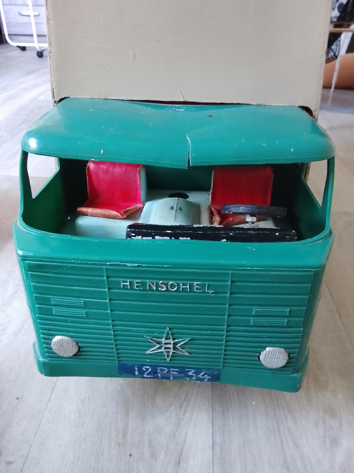 Vintage Henschel speelgoedcamper met meubels, Ophalen of Verzenden, Gebruikt