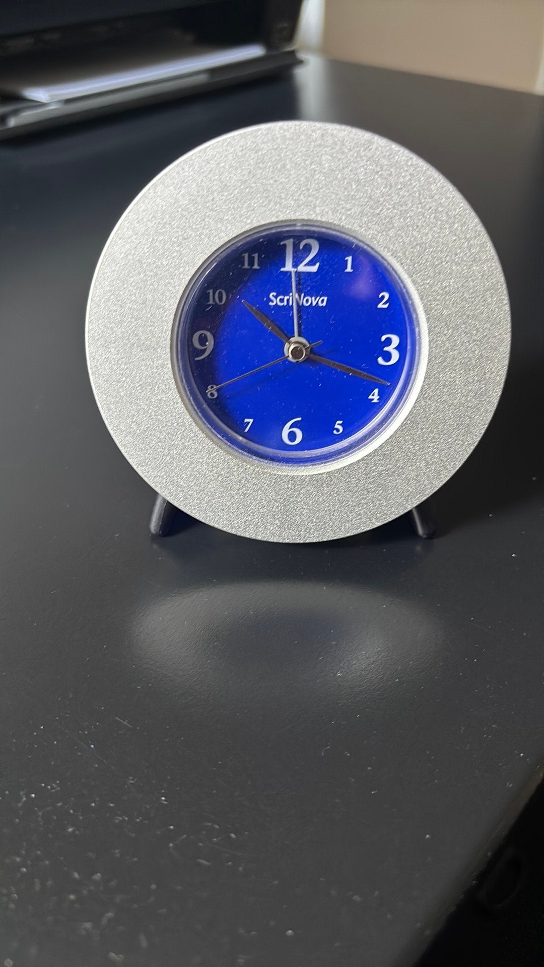 Staand wekkertje blauw|staal, Ophalen of Verzenden, Zo goed als nieuw