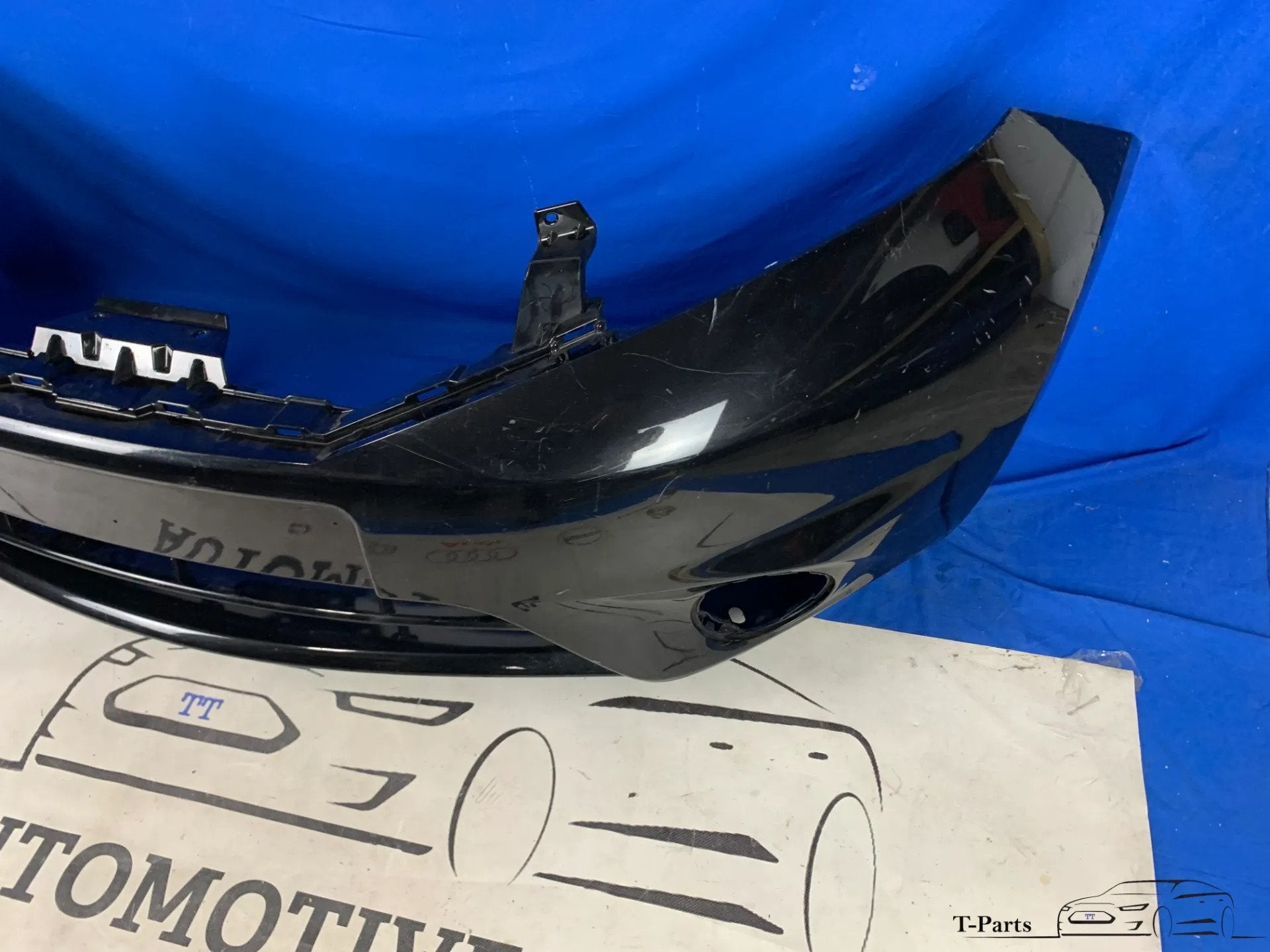 Nissan note voorbumper origineel bumper, Voor, Takashima 1-chome 1-1
220-8686  Yokohama, Ophalen of Verzenden, Bumper