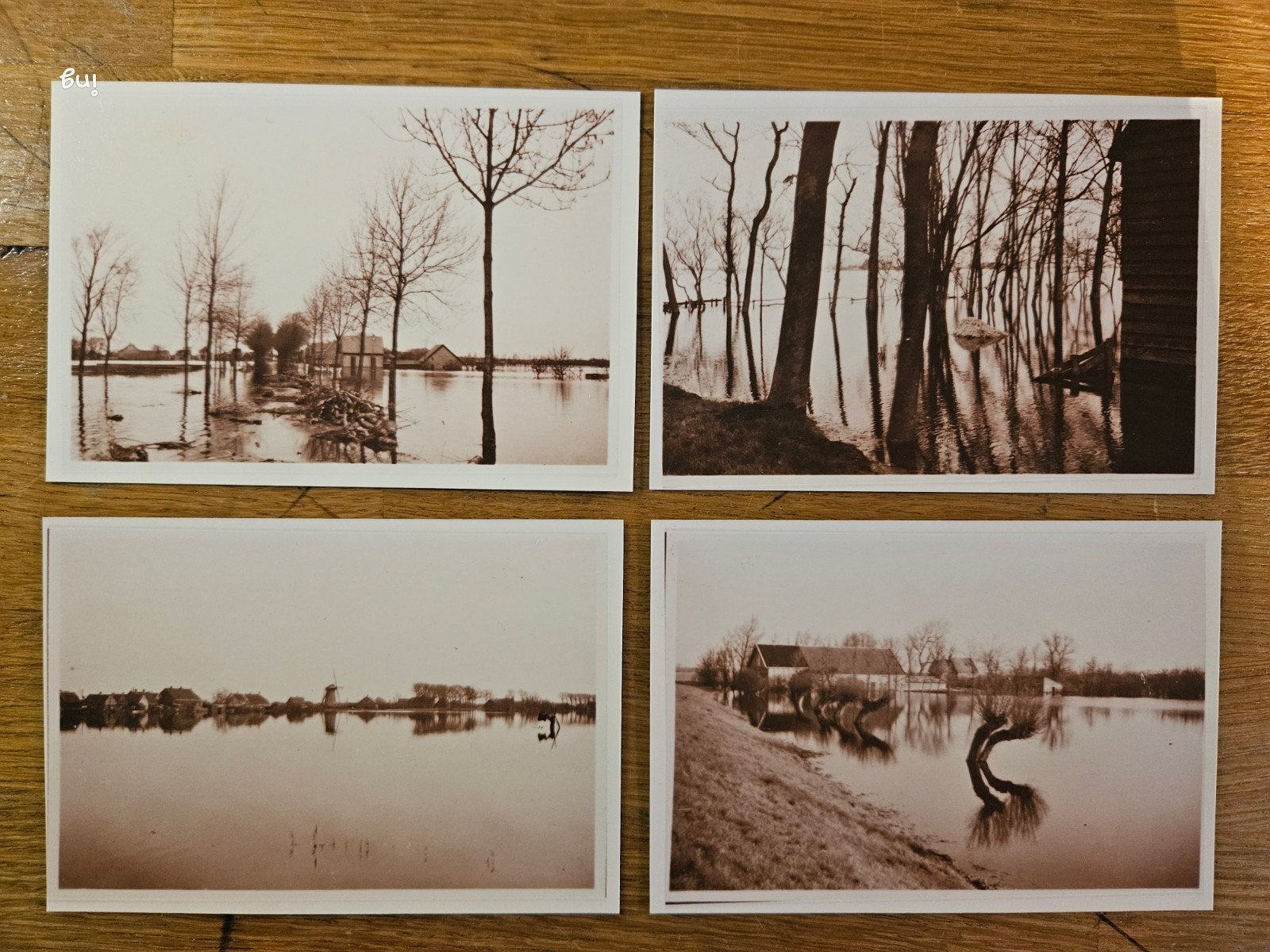 Set van 4 oude foto's van de watersnoodramp in Nederland, Natuur, Gebruikt, Foto, Ophalen of Verzenden