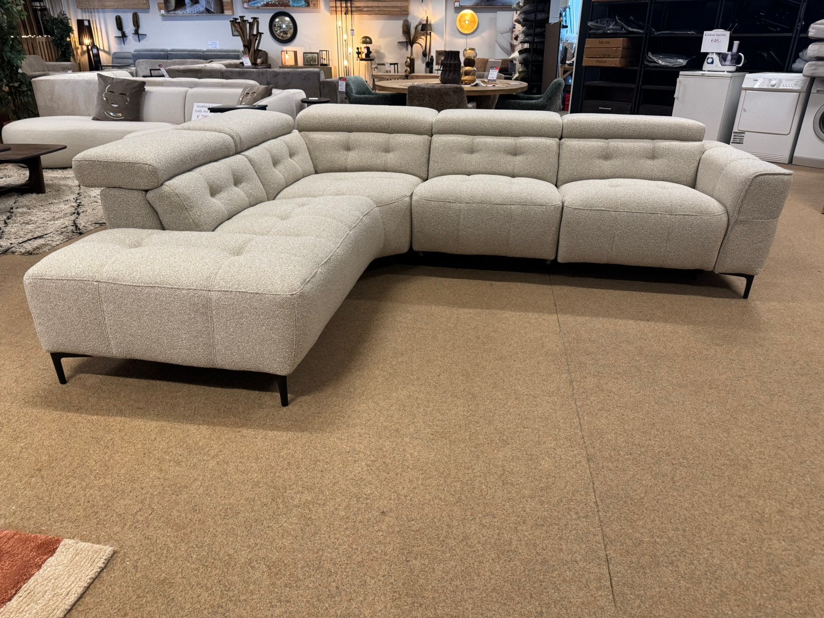 Hoekbank met elektrische Relaxfunctie Beige stof E-7391, Huis en Inrichting, Banken | Bankstellen, Ophalen, 250 tot 300 cm, Hoekbank