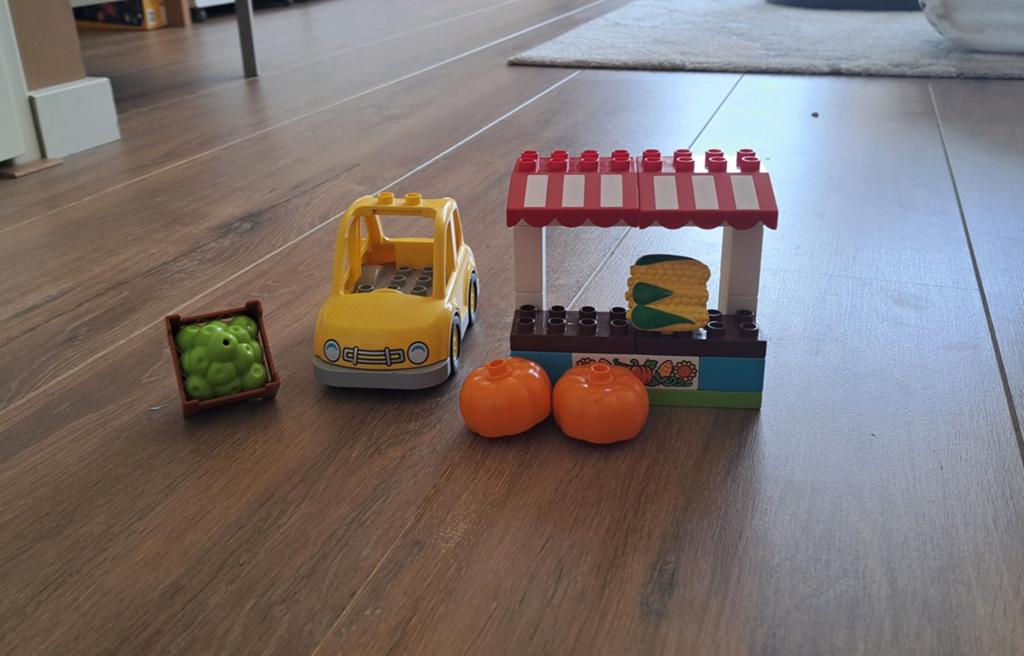 Duplo Marktkraam met poppetjes, auto en groente/fruit, Kinderen en Baby's, Speelgoed | Duplo en Lego, Overige thema's, Ophalen of Verzenden