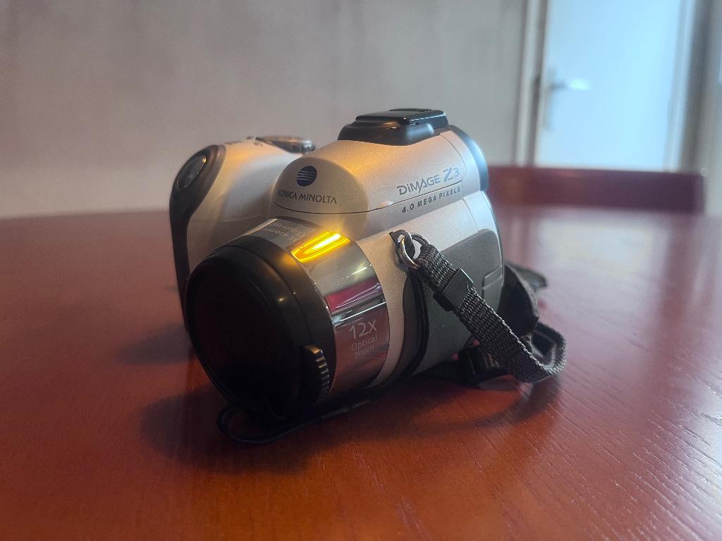 Konica Minolta Dimage Z3 in nieuwstaat, Konica, Compact, Ophalen of Verzenden, Zo goed als nieuw