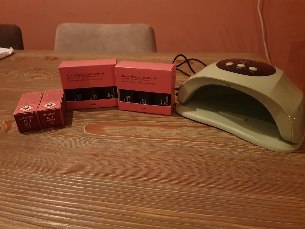 Gellak nagel set met UV lamp en nagellak, Ophalen of Verzenden, Handen en Nagels