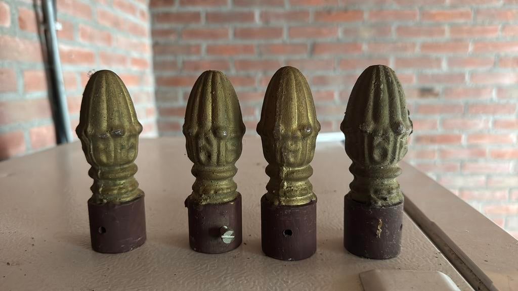 Kasteel looks set van 3 Vintage Gordijnroedes, Ophalen