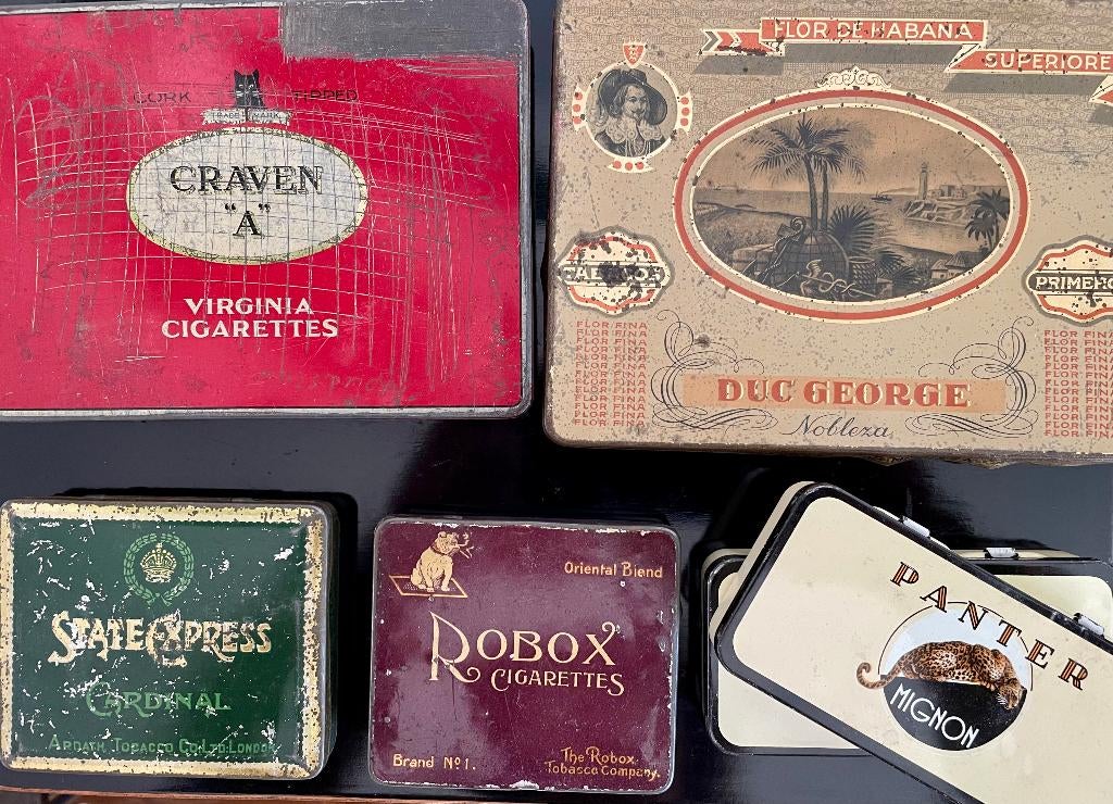 Verschillende blikjes (rookwaren), Ophalen of Verzenden, Gebruikt, Overige, Overige merken