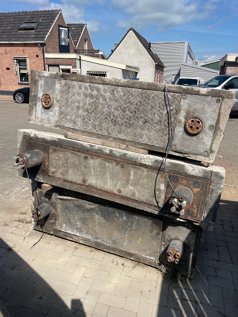 3 inbouw hefbruggen (Autec, Stertil Koni, Autopstenhoj), Auto diversen, Autogereedschap, Ophalen, Gebruikt