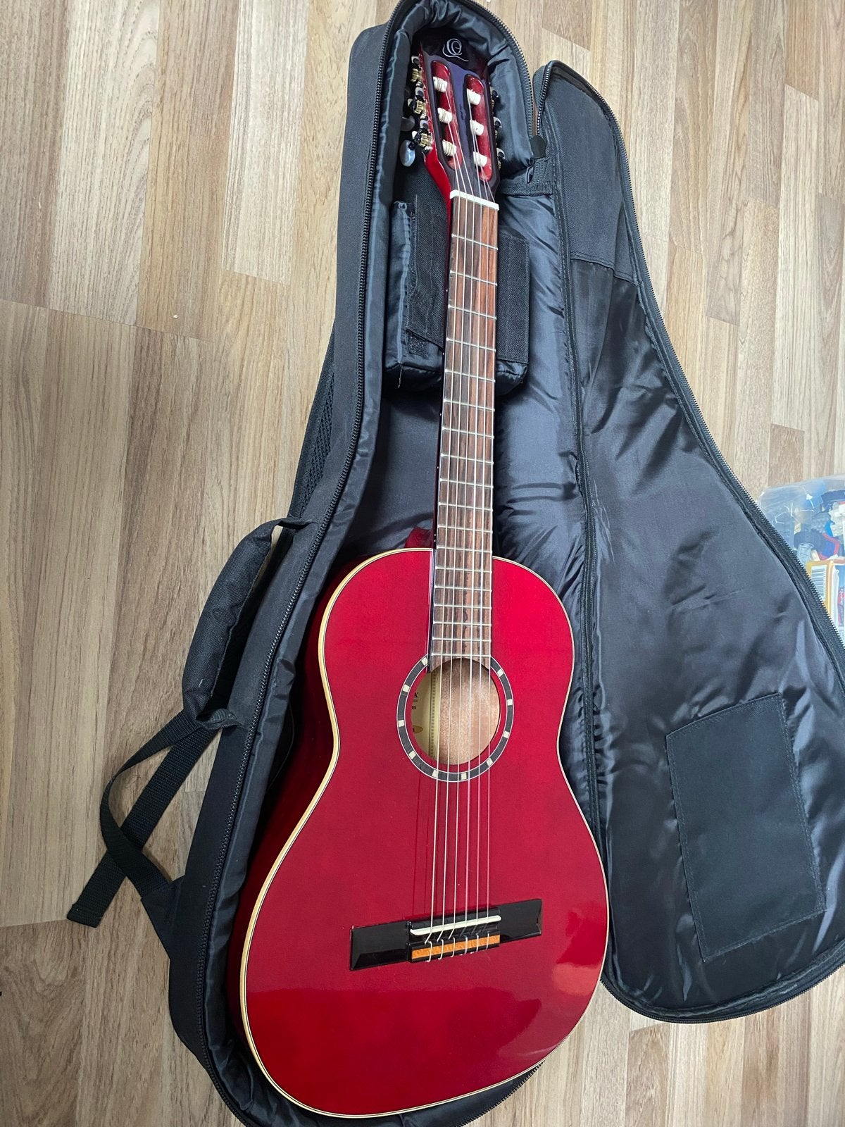 Nieuwprijs 220; Ortega R121-3/4WR Klassieke Gitaar - Rood., Ophalen of Verzenden, Zo goed als nieuw, Klassieke of Spaanse gitaar