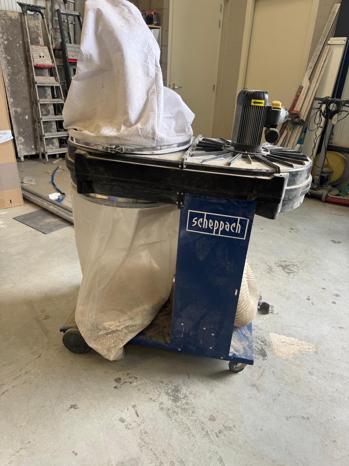 Scheppach stofafzuiger 1100W - Ideaal voor werkplaats, Ophalen of Verzenden, Gebruikt