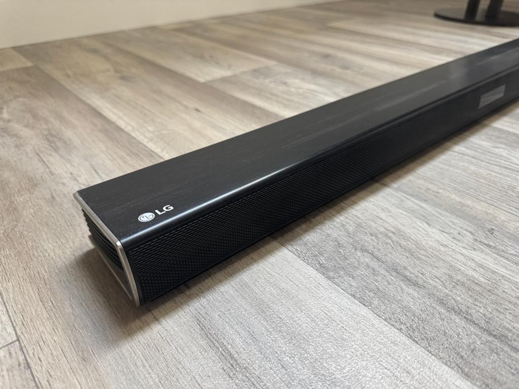 LG SH4 Soundbar met subwoofer, Audio, Tv en Foto, Soundbars, Ophalen, Gebruikt