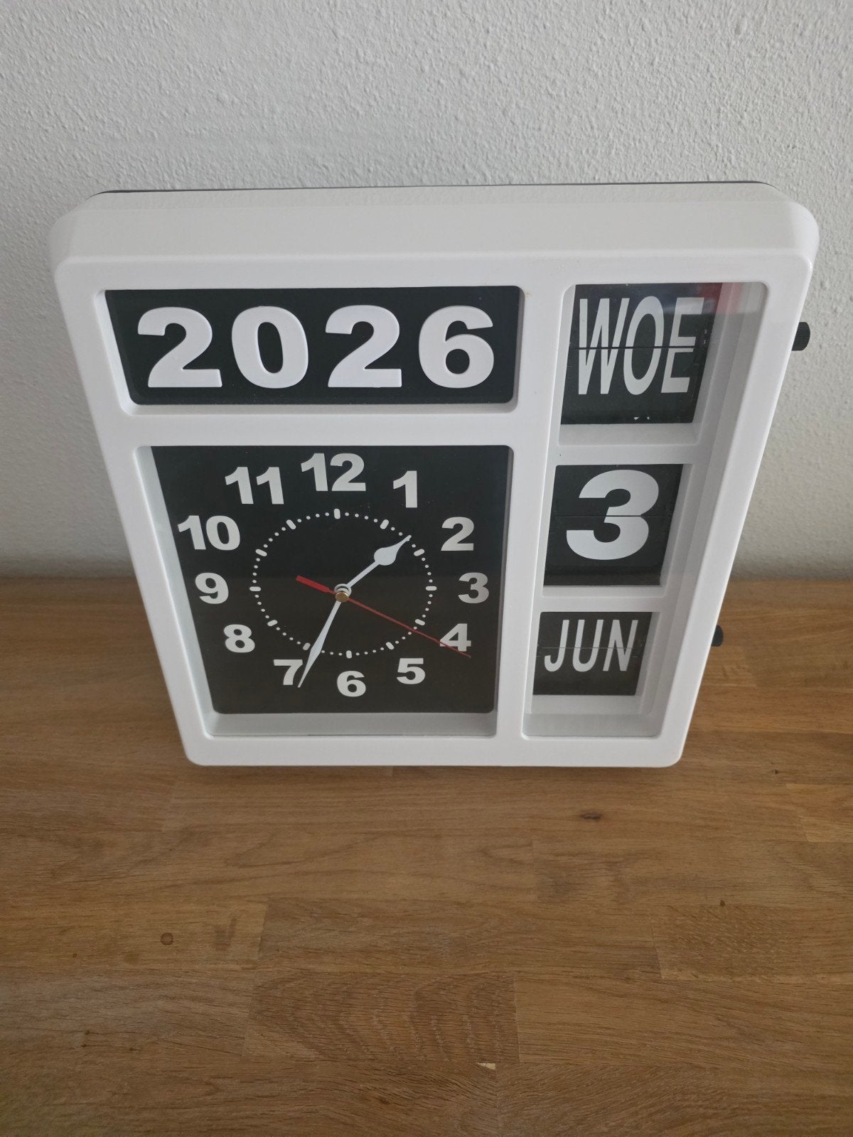 Perel WC-106 Witte Kalenderklok met Analoge Tijdweergave, Huis en Inrichting, Woonaccessoires | Klokken, Zo goed als nieuw, Overige typen