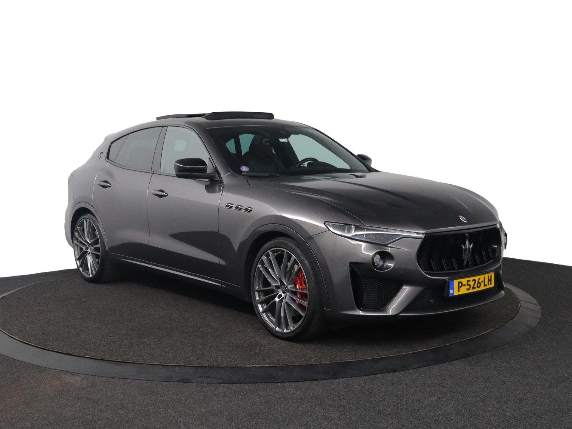 Maserati Levante 3.8 V8 GTS |1e eigenaar|Pano|Trekhaak|DOH, Auto's, Automaat, Gebruikt, 2145 kg, Leder