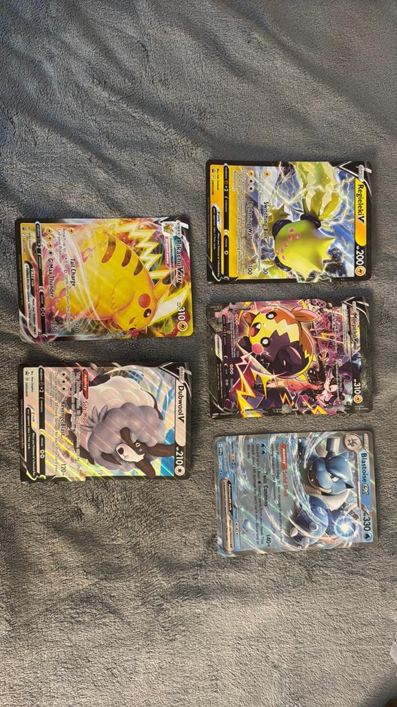 Leuke grote pokemon kaarten, Ophalen of Verzenden, Meerdere kaarten