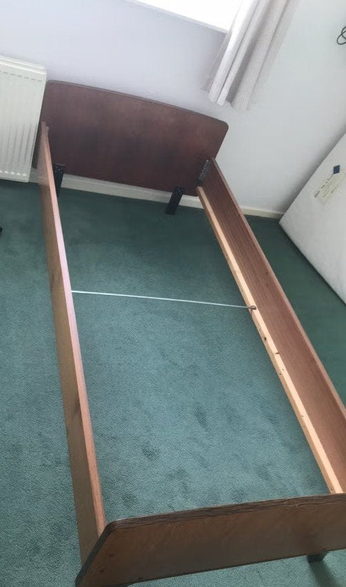 Gratis ledikant 90 cm x 2 m, Ophalen, Gebruikt, 180 cm of meer, 85 tot 100 cm