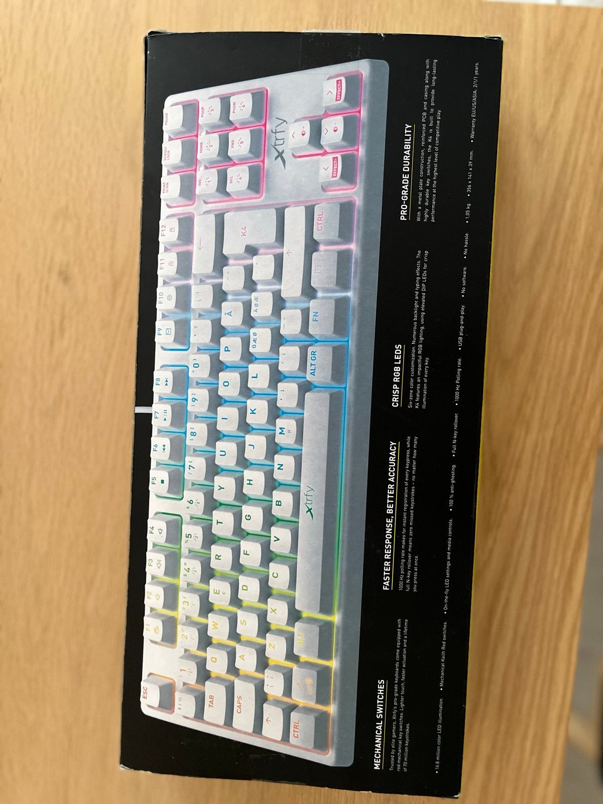 Xtrfy K4 RGB TKL Compact Mechanisch Gaming Toetsenbord, Computers en Software, Toetsenborden, Gaming toetsenbord, Ophalen of Verzenden