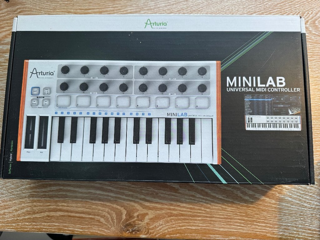 Arturia MiniLab MIDI keyboard controller compleet in doos, Overige merken, Midi-aansluiting, Ophalen of Verzenden, 61 toetsen
