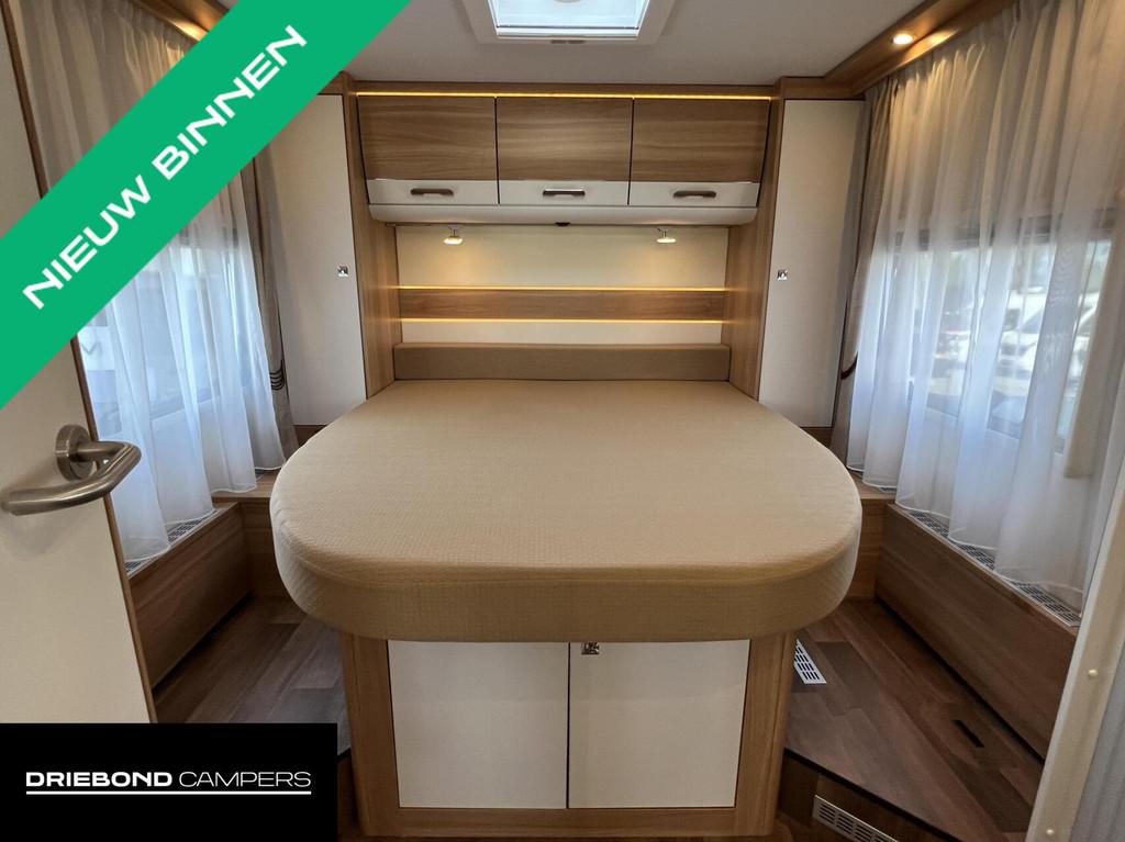 Dethleffs Advantage 7051 DBM Queensbed Hefbed Maxxfan Zonnep, Integraal, Airbags, 7 tot 8 meter, Elektrische ramen