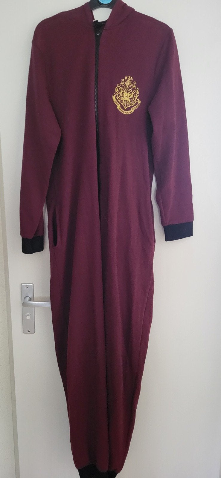 Harry Potter onesie - Hogwarts Wapen, Kleding | Dames, Harry Potter, Ophalen of Verzenden, Gedragen