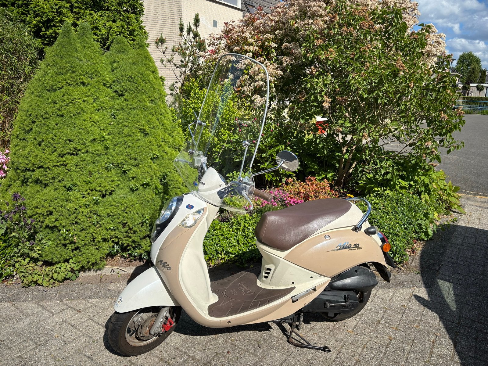 SYM Mio 50 - 25 km - -12.500- Beige/Bruin, Gebruikt, Benzine, Maximaal 25 km/u, Ophalen