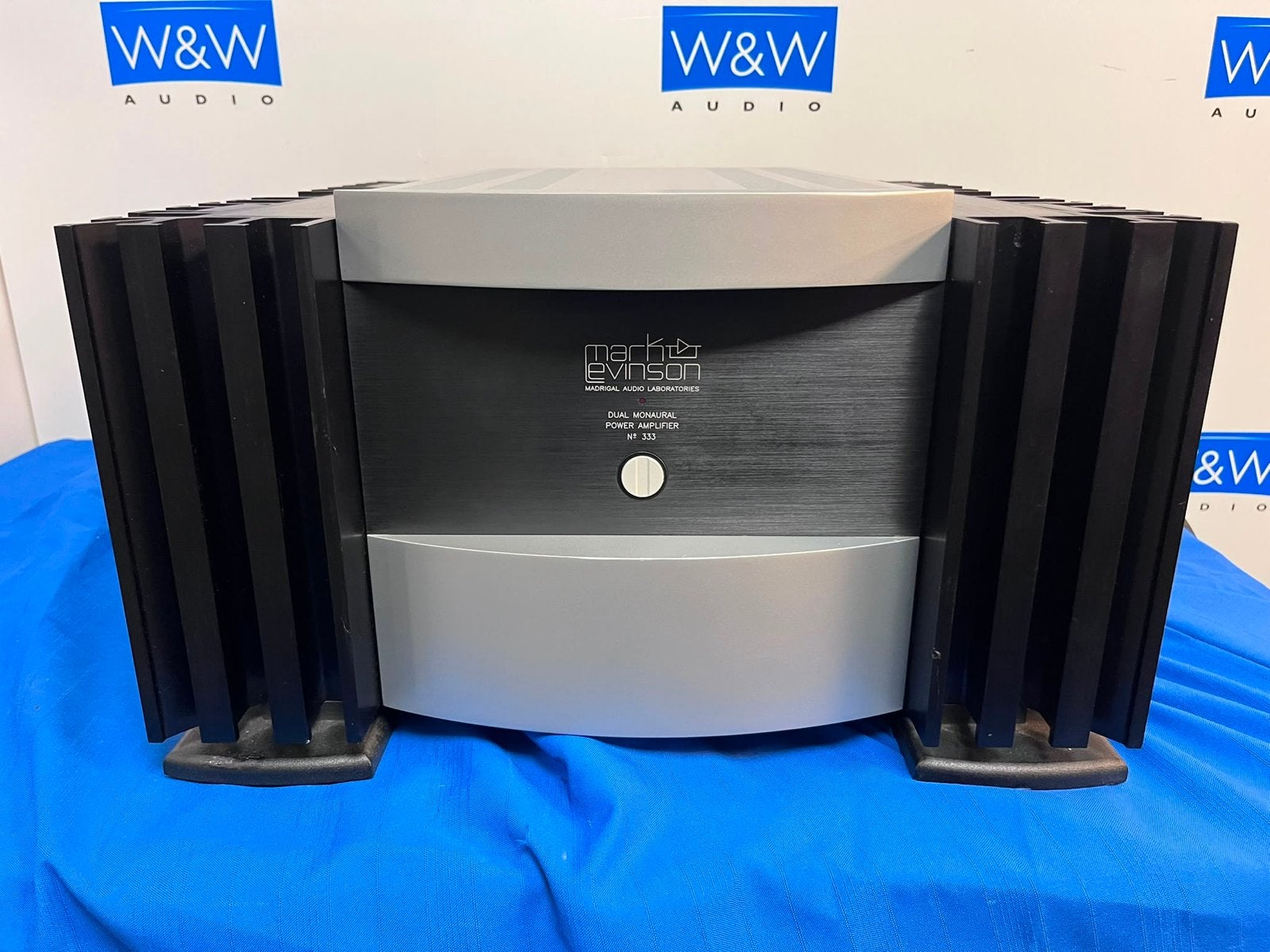 Mark Levinson No. 333 Dual-Mono Eindversterker, Gebruikt, ., ., 120 watt of meer
