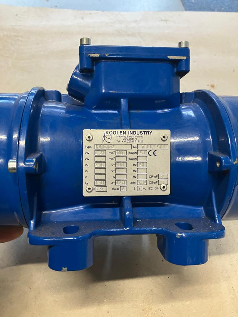 Nieuwe Koolen Industry KBM-6-2 Trillmotor 3-fase 0.27kW IP65, Doe-het-zelf en Verbouw, Ophalen of Verzenden, Elektromotor