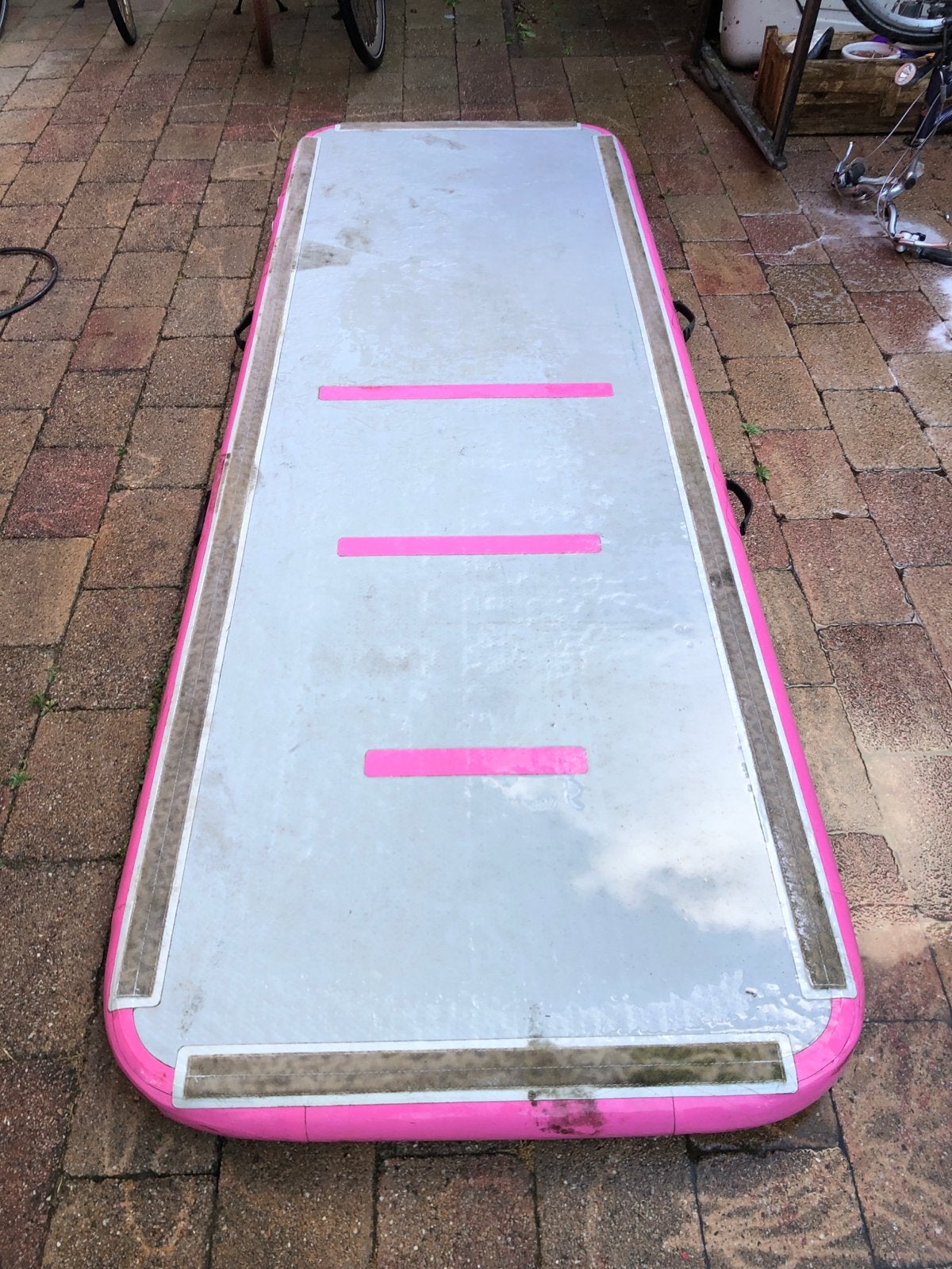 Gratis Roze Airtrack - Gebruikt en klein lek, Ophalen, Gebruikt