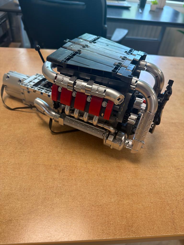 Mouldking Technic V8 Motor Model, Verzenden, Zo goed als nieuw, Overige merken