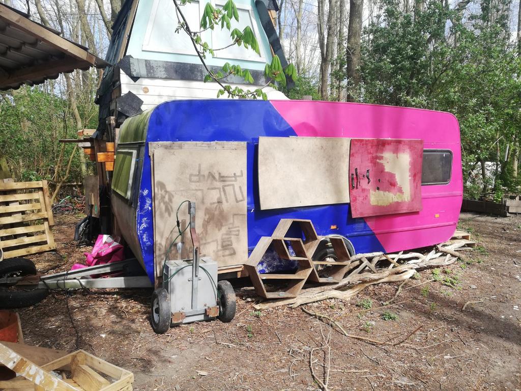 Caravan for parts., Ophalen