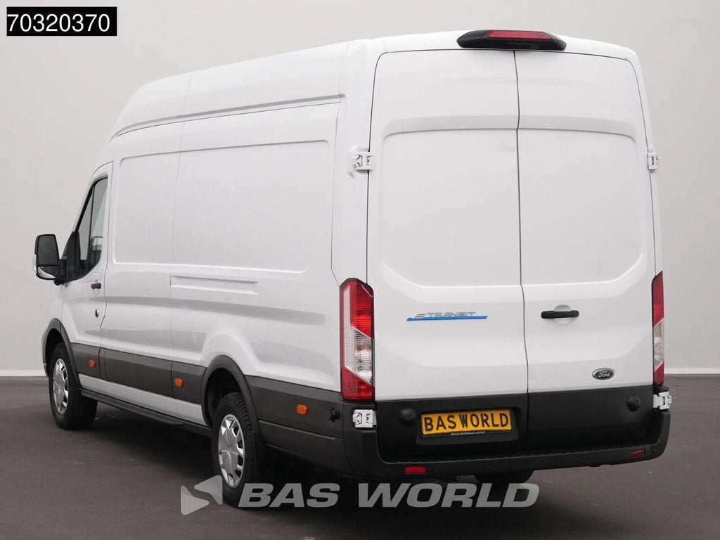 Ford e-Transit 184pk Elektrisch 68kWh 317km WLTP L4H3 Hoog D, Auto's, Bestelauto's, Automaat, Stof, Gebruikt, Euro 6