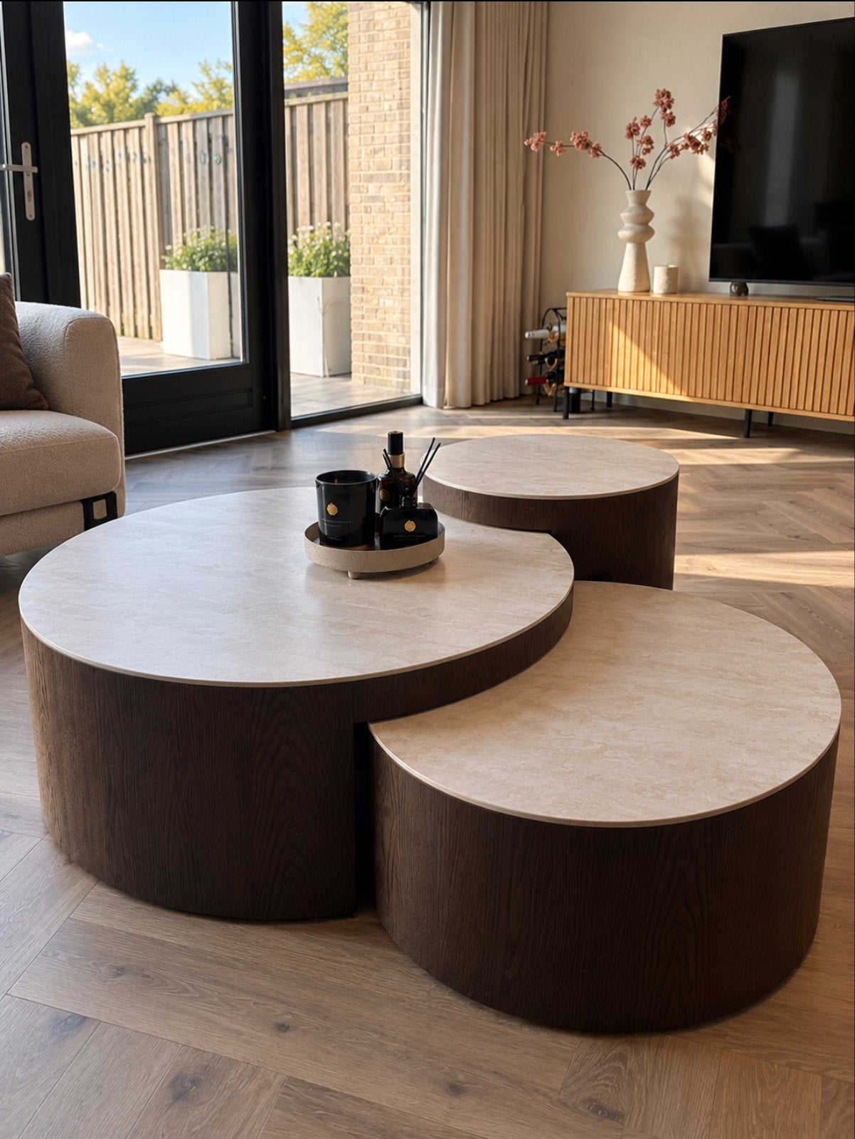 Set van 3 ronde salontafels met marmerlook blad, 50 – 75, Rond, Zo goed als nieuw, Overige houtsoorten