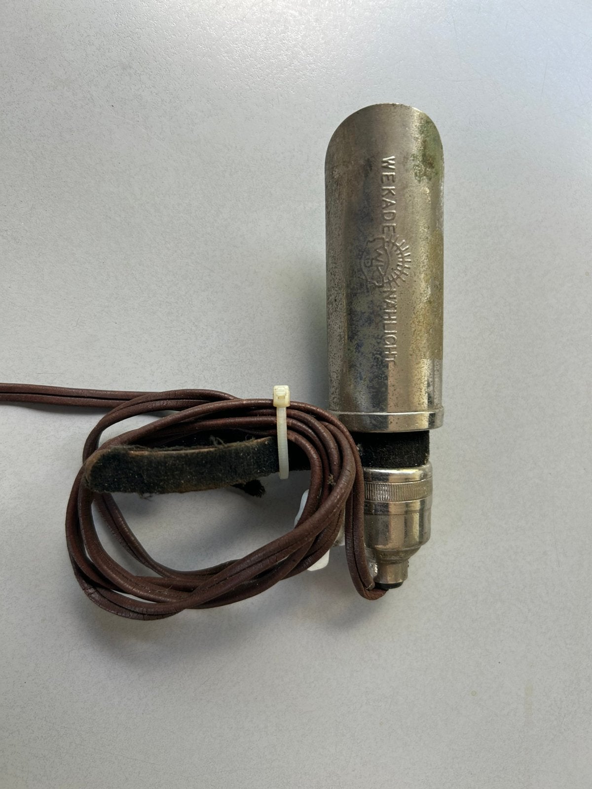 Wekade naaimachinelampje, Ophalen of Verzenden, Zo goed als nieuw, Zilver, Overige materialen