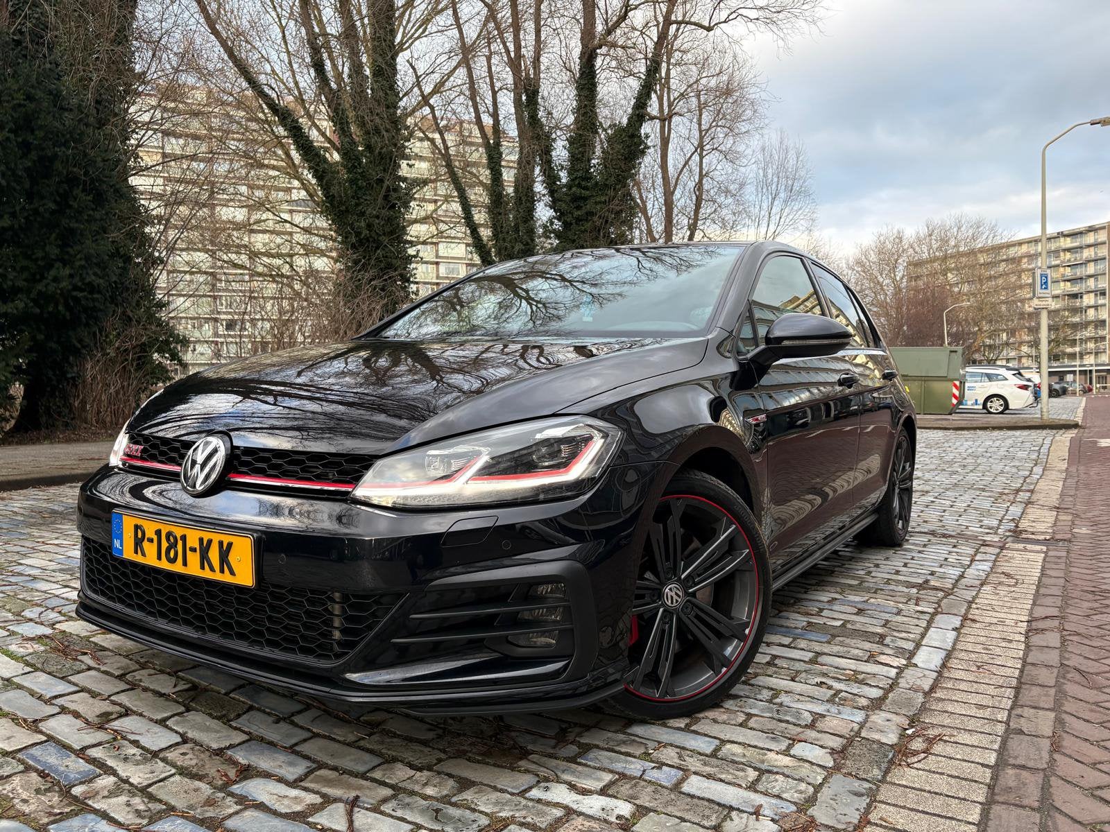 Volkswagen Golf 7.5 GTI 2.0 TSI 245 pk 2017 Zwart, Auto's, Volkswagen, Lichtsensor, Stof, 4 cilinders, 1984 cc
