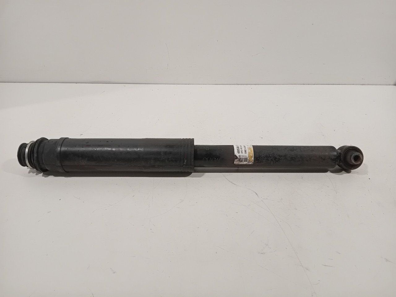 Schokbreker rechts achter Toyota Avensis, Onderdelen@venauto.nl, Van der Ven Autorecycling B.V., Gebruikt, Ettenseweg 76, 4706 PB Roosendaal, The Netherlands