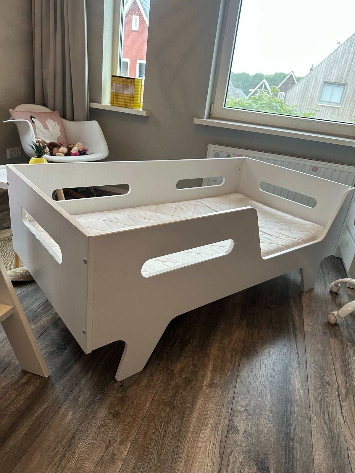Petit Amelie Colombe Peuterbed, Huis en Inrichting, Ophalen, Wit, 190 cm of minder, Zo goed als nieuw